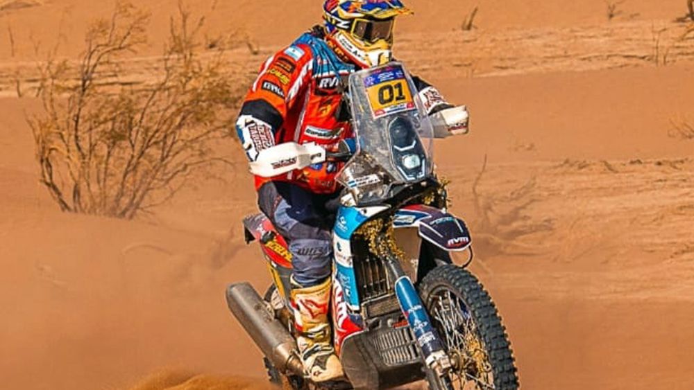 Joaquín Debeljuh Taruselli escribió otro capítulo más en su rica historia en el rally raid. Joaquín Debeljuh Taruselli escribió otro capítulo más en su rica historia en el rally raid.