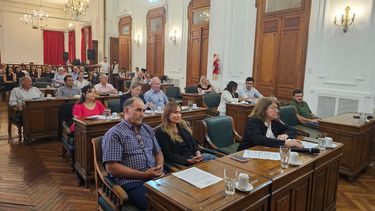 Debate y definición en el recinto durante la jornada que terminó con la aprobación del Presupuesto 2026.