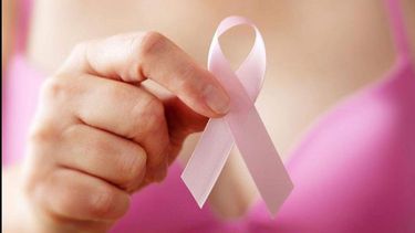 La actividad se enmarca en el Mes Rosa que se desarrolla durante octubre. La actividad se enmarca en el Mes Rosa que se desarrolla durante octubre.