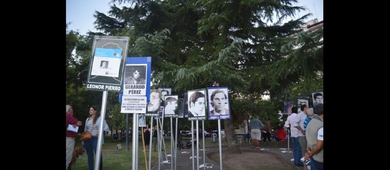 Los actos se desarrollarán en recuerdo de las víctimas del terrorismo de Estado, y para enfatizar que Nunca más vuelva a suceder semejante masacre. (ARCHIVO LA OPINION)