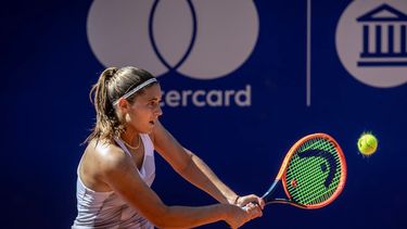 Julia Riera se despidió en “semis” y cerró una muy buena semana en Vacaria. Julia Riera se despidió en “semis” y cerró una muy buena semana en Vacaria.