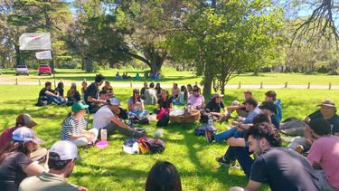 aprender en el campo: estudiantes de agronomia de la unnoba visitaron inta pergamino aprender en el campo: estudiantes de agronomia de la unnoba visitaron inta pergamino