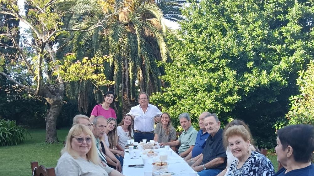 El taller de parkinson ya cuenta con 16 años de realización en la Clínica Pergamino. El taller de parkinson ya cuenta con 16 años de realización en la Clínica Pergamino.