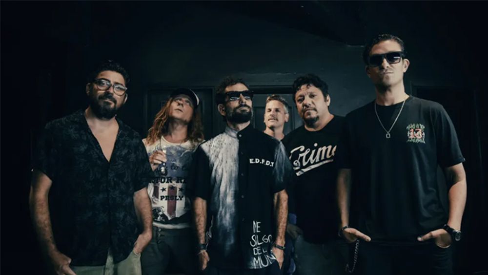 Con más de 30 años de trayectoria, Cielo Razzo llegará a Pergamino con “Canciones de cerca”. Con más de 30 años de trayectoria, Cielo Razzo llegará a Pergamino con “Canciones de cerca”.