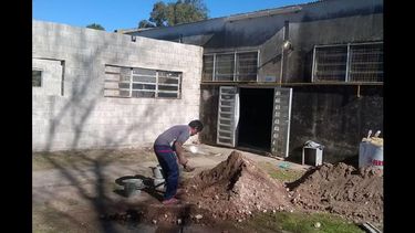 En Scalabrini finalizó la etapa de acopio de materiales, dando comienzo a la construcción del aula taller. (PURA VIDA)