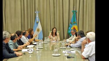 La gobernadora María Eugenia Vidal recibió a referentes gremiales. (DIB)