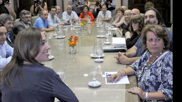 El Gobierno pretende negociar una pauta salarial similar a la que aceptaron la mayoría de los gremios estatales.  (LA NUEVA)