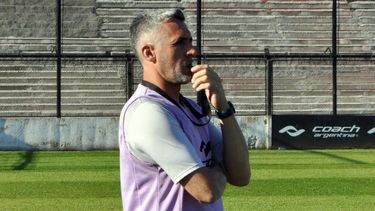 Adrián Aranda: Pudimos jugar los partidos en campo rival, tanto de local como de visitante siendo protagonistas. Adrián Aranda: Pudimos jugar los partidos en campo rival, tanto de local como de visitante siendo protagonistas.