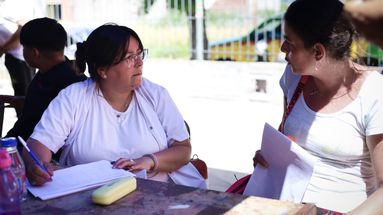La Muni en tu Barrio se ha consolidado como una herramienta que permite llevar servicios y programas directamente a los vecinos. La Muni en tu Barrio se ha consolidado como una herramienta que permite llevar servicios y programas directamente a los vecinos.