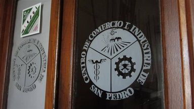 La Comisión Directiva del Centro de Comercio e Industria (CCIT) manifestó su profunda preocupación ante una nueva escalada de robos en la zona urbana y diversos hechos de violencia registrados en distintos sectores del partido. La Comisión Directiva del Centro de Comercio e Industria (CCIT) manifestó su profunda preocupación ante una nueva escalada de robos en la zona urbana y diversos hechos de violencia registrados en distintos sectores del partido.