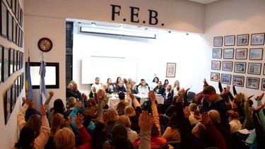 la feb acepto la propuesta salarial en paritarias y suteba se reune para evaluarla la feb acepto la propuesta salarial en paritarias y suteba se reune para evaluarla