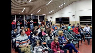 Los adjudicatarios tuvieron reuniones y muchos fueron los trabajos que se llevaron a cabo en los 26 terrenos. (LA OPINION)