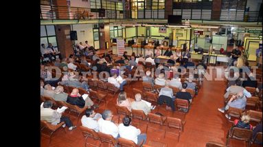 La asamblea se concretó el viernes con la presencia de 69 delegados. (LA OPINION)