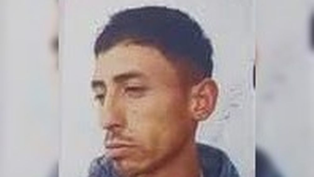 El preso fugado Andrés Agustín Castro (27) fue recapturado en la noche de este martes en una casa de San Martín y República de Croacia. El preso fugado Andrés Agustín Castro (27) fue recapturado en la noche de este martes en una casa de San Martín y República de Croacia.