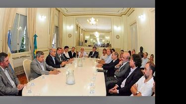 Tamarit fue parte del encuentro en el que se abordó una nutrida agenda. (UNNOBA)