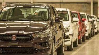 desregulacion: el gobierno habilito a los usuarios particulares a importar autos 0km desregulacion: el gobierno habilito a los usuarios particulares a importar autos 0km
