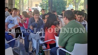 La iniciativa reunirá a alumnos de las carreras que dicta la Unnoba. (LA OPINION)