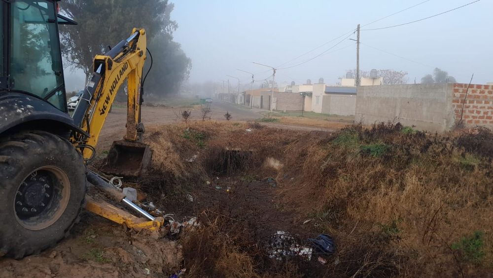 La Municipalidad de Pergamino reforzó la limpieza de desagües pluviales para prevenir anegamientos