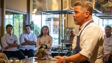 A lo largo de su vida, se desempeñó como jefe de cocina en distintos restaurantes y hoteles en Argentina y hoy dirige su primer proyecto gastronómico en Málaga.
