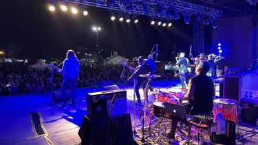 En el marco del 50° aniversario del Golpe de Estado de 1976 en Argentina, la comunidad de Ramallo participó de una jornada cultural en el Paseo Arturo Jauretche, donde el arte se convirtió en vehículo de memoria y reflexión colectiva. En el marco del 50° aniversario del Golpe de Estado de 1976 en Argentina, la comunidad de Ramallo participó de una jornada cultural en el Paseo Arturo Jauretche, donde el arte se convirtió en vehículo de memoria y reflexión colectiva.