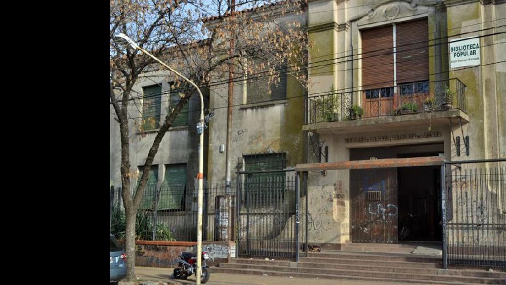 El exColegio Nacional, con sede en Estrada 1225. (ARCHIVO LA OPINION)