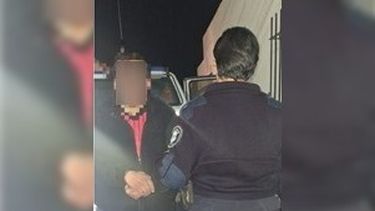 En el teléfono celular del sospechoso vieron los videos de mujeres. En el teléfono celular del sospechoso vieron los videos de mujeres.