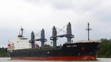 El Consorcio de Gestión del puerto de San Pedro anunció el arribo de un buque de gran porte para la exportación de granos y la presencia de maquinaria especializada para el mantenimiento de la vía navegable, según confirmaron hoy fuentes portuarias. El Consorcio de Gestión del puerto de San Pedro anunció el arribo de un buque de gran porte para la exportación de granos y la presencia de maquinaria especializada para el mantenimiento de la vía navegable, según confirmaron hoy fuentes portuarias.