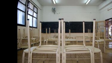 Las aulas estarán vacías en las escuelas públicas y privadas de la ciudad. (ARCHIVO LA OPINION)