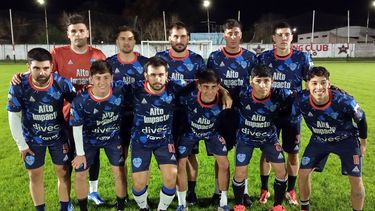 La formación de Pergamino que disputó el primer amistoso de preparación ante Racing. La formación de Pergamino que disputó el primer amistoso de preparación ante Racing.