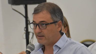 El tratamiento de la rendición de cuentas en el Concejo Deliberante de Ramallo comenzó a generar fuertes debates políticos y creciente preocupación por la situación económica del Municipio y del Hospital José María Gomendio, en medio de cuestionamientos por el aumento de la deuda y la falta de respuestas oficiales. El tratamiento de la rendición de cuentas en el Concejo Deliberante de Ramallo comenzó a generar fuertes debates políticos y creciente preocupación por la situación económica del Municipio y del Hospital José María Gomendio, en medio de cuestionamientos por el aumento de la deuda y la falta de respuestas oficiales.