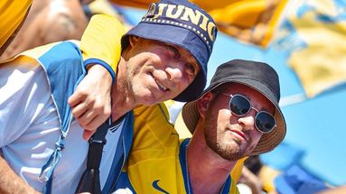 Carlos e Ignacio Labaronnie en las tribunas alentando juntos a Boca Juniors en el Mundial de Clubes.