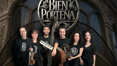 Javier Astrada y la Orquesta Bien Porteña. El evento anticipa el próximo lanzamiento discográfico del artista local. Javier Astrada y la Orquesta Bien Porteña. El evento anticipa el próximo lanzamiento discográfico del artista local.