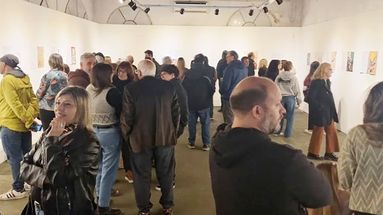 En Casa de la Cultura se habilitó la muestra Niñez. Este cruce de artistas podrá ser visitado de lunes a viernes de 16:30 a 20:00, hasta fines de agosto.