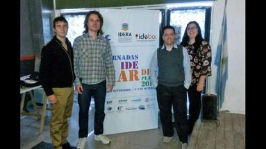 Con la contadora Andrea Lamelas al frente, el equipo municipal expone hasta hoy en Mar del Plata. (LA OPINION)