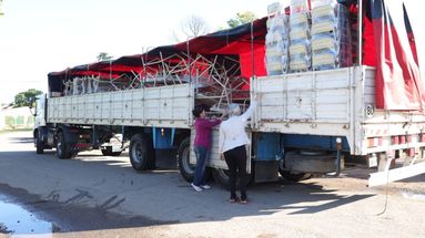 El Municipio de San Pedro, a través de la Dirección de Educación, llevó adelante junto al Consejo Escolar una nueva entrega de mobiliario destinada a distintas instituciones educativas del distrito, en el marco de un trabajo articulado con la Subsecretaría de Infraestructura Escolar de la Dirección General de Cultura y Educación de la Provincia de Buenos Aires. El Municipio de San Pedro, a través de la Dirección de Educación, llevó adelante junto al Consejo Escolar una nueva entrega de mobiliario destinada a distintas instituciones educativas del distrito, en el marco de un trabajo articulado con la Subsecretaría de Infraestructura Escolar de la Dirección General de Cultura y Educación de la Provincia de Buenos Aires.