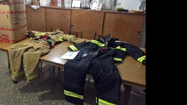 La última incorporación constó de elementos de protección personal y vestimenta. (BOMBEROS VOLUNTARIOS)