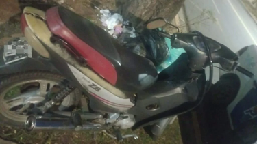 Un joven de 21 años grave tras un accidentecon su moto contra un árbol en San Nicolás Un joven de 21 años grave tras un accidentecon su moto contra un árbol en San Nicolás