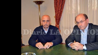 Brajer y Ortiz expusieron sus conocimientos respecto a la problemática. (LA OPINION)