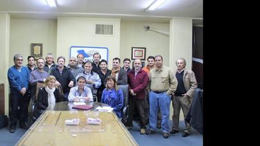 Los integrantes de la comisión directiva, en parte renovada, de la Cámara de Comercio. (CAMARA DE COMERCIO)