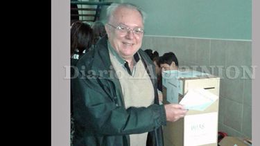 VOTAN LOS CANDIDATOS