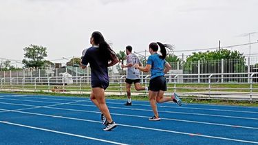 La pista de la Villa Deportiva se prepara para recibir a atletas de la ciudad y la región. La pista de la Villa Deportiva se prepara para recibir a atletas de la ciudad y la región.