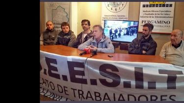 Mario Russo junto a otros dirigentes del Soeesit.  (SOEESIT)