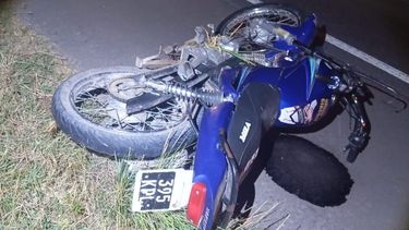 Falleció en el lugar el conductor del rodado, Juan Miguel Viva, de 23 años, domiciliado en la localidad de Duggan. Falleció en el lugar el conductor del rodado, Juan Miguel Viva, de 23 años, domiciliado en la localidad de Duggan.