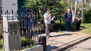 La ceremonia en conmemoración de las víctimas de la peor inundación que atravesó Pergamino tendrá lugar en el monolito de calle Estrada y Bombero Esquivel. La ceremonia en conmemoración de las víctimas de la peor inundación que atravesó Pergamino tendrá lugar en el monolito de calle Estrada y Bombero Esquivel.