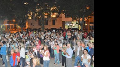 En apoyo a Amadeo, pergaminenses  se concentraron en la Plaza Merced