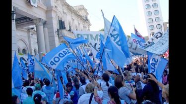 Los docentes privados buscan llegar a un acuerdo con la cámara de empresarios de los colegios. (SADOP)