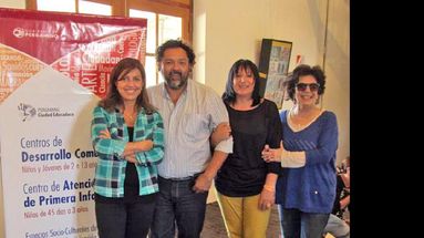 Roxana Villafañe, Guillermo Ríos, Gladys Johuston y Laura Mónica Beatriz Copello presidieron la iniciativa. (LA OPINION)