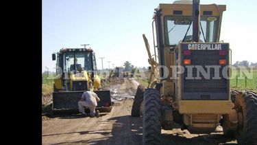 La maquinaria municipal llevó a cabo un trabajo importante para que los caminos rurales estén en perfectas condiciones. (LA OPINION)