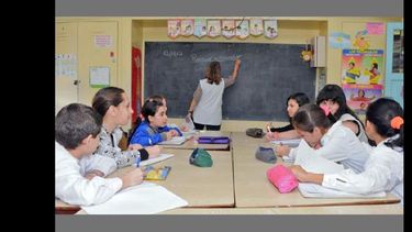 Los gremios intentarán comenzar de la mejor manera la rueda de negociaciones con la nueva gobernadora. (ARCHIVO LA OPINION)