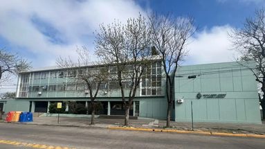 Este jueves en la Escuela Secundaria 7 volvieron a encontrar un mensaje de amenaza escrito en la pared del baño. Este jueves en la Escuela Secundaria 7 volvieron a encontrar un mensaje de amenaza escrito en la pared del baño.